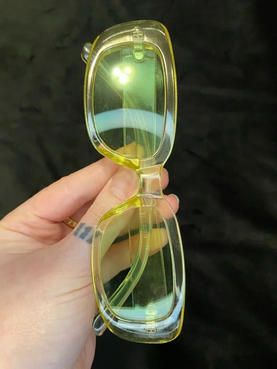 Fashion Sunglasses Bundle of 3 - Picture 4 of 7